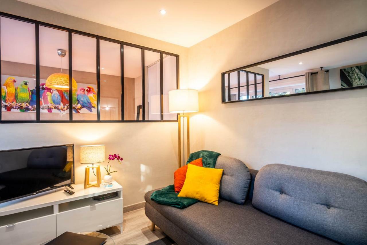 Le Chatelet- Parking Gratuit - Cosy Et Design - A 10 Mn De Geneve Annemasse Luaran gambar