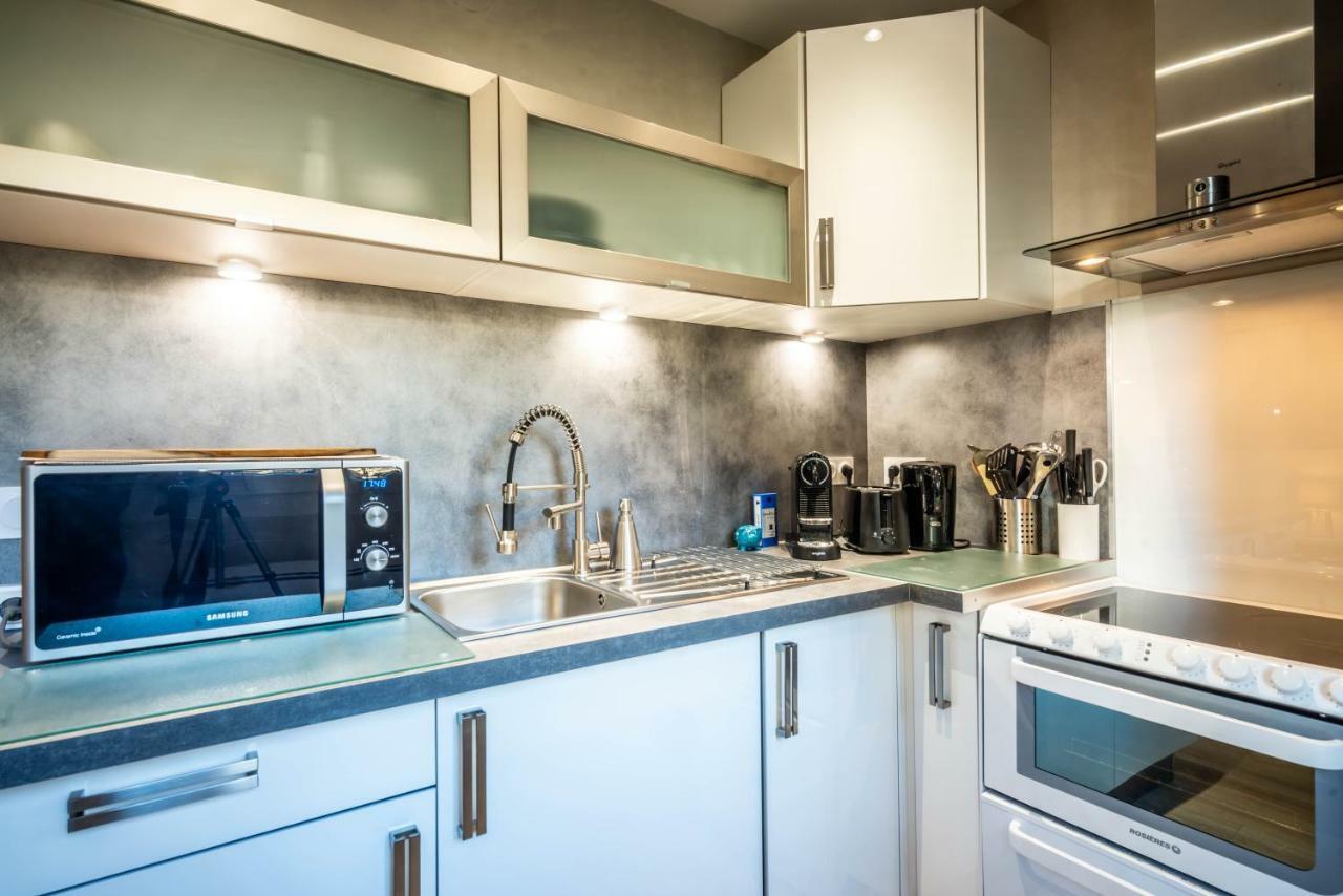 Le Chatelet- Parking Gratuit - Cosy Et Design - A 10 Mn De Geneve Annemasse Luaran gambar